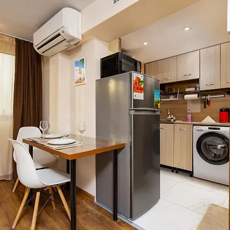 Convenient With Great View Over 아파트 *